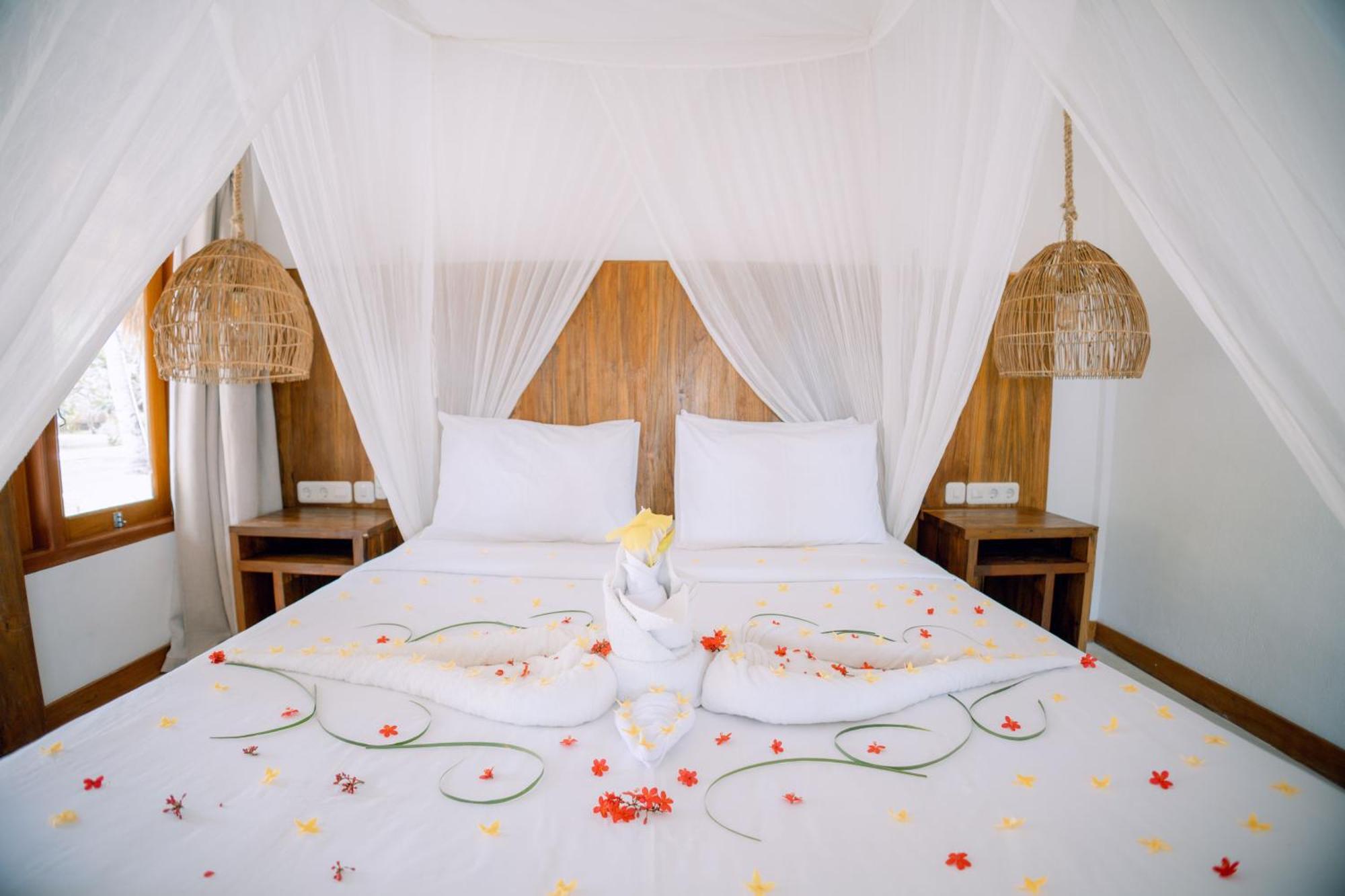Island View Bar & Bungalow Νησιά Γκίλι Εξωτερικό φωτογραφία