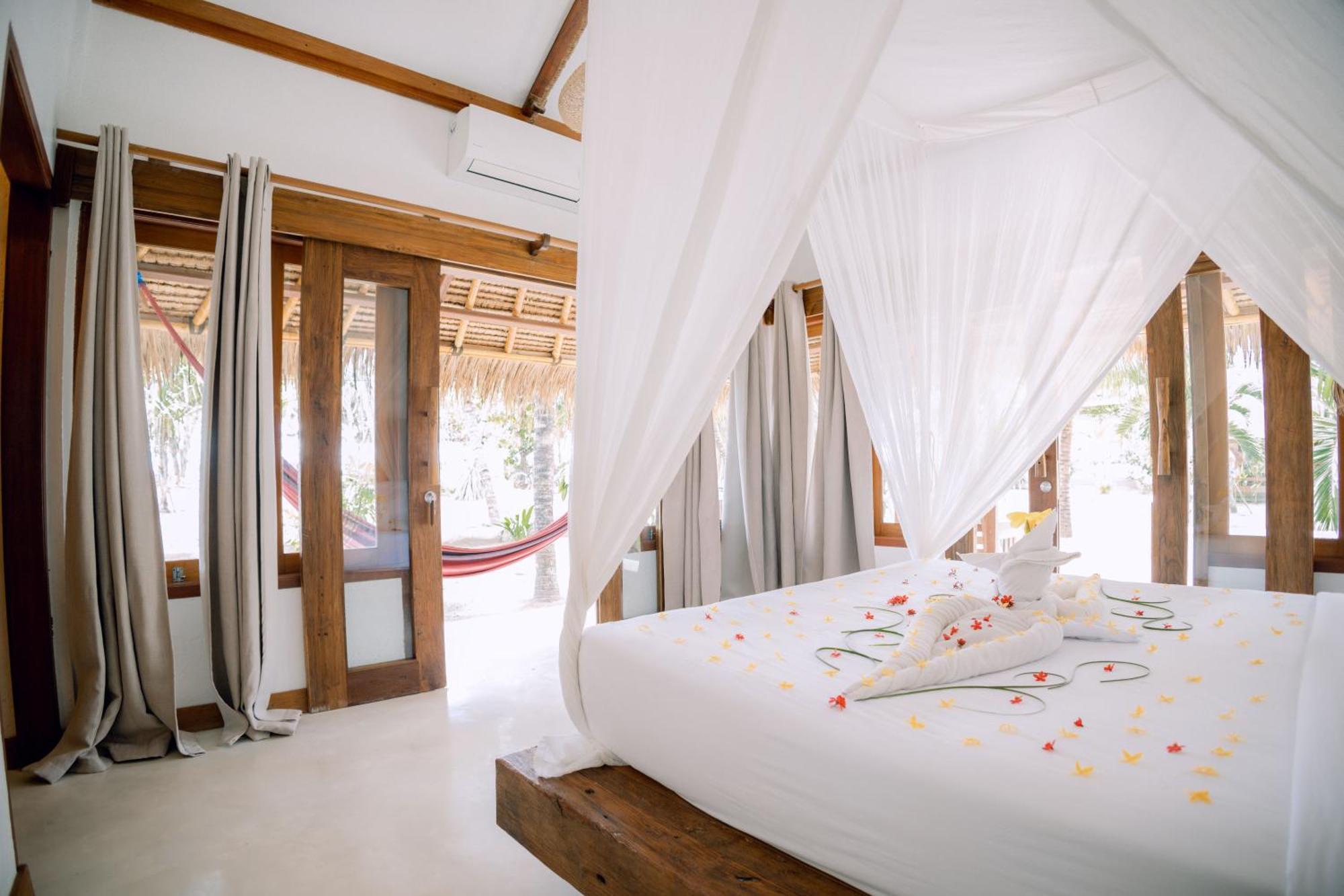 Island View Bar & Bungalow Νησιά Γκίλι Εξωτερικό φωτογραφία